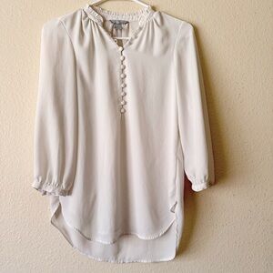 H& M White Button Front Blouse l Romantic wear size 4